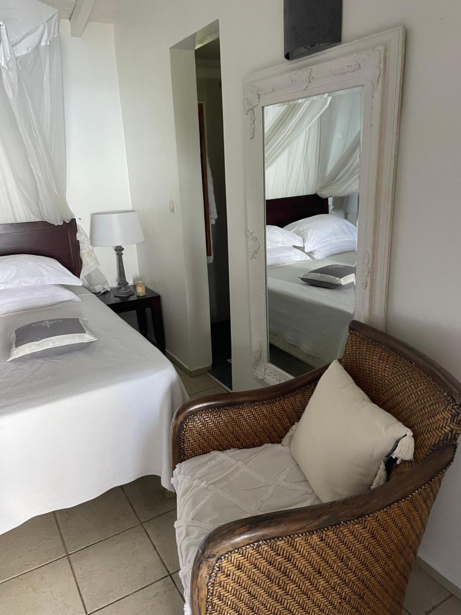 Villa Pelican Lodge Deshaies Extérieur photo